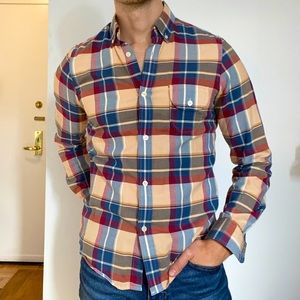 Ben Sherman Men’s button-down shirt